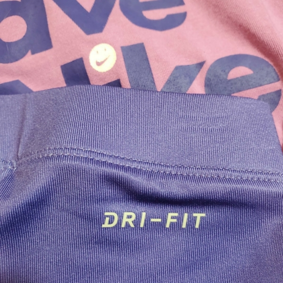 NWT NIKE 3PC 2T GIRL OUTFIT - Picture 7 of 9